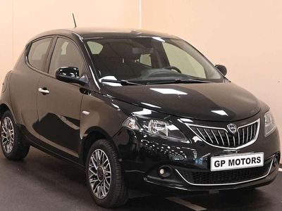 Usata Lancia Ypsilon Gold 69 CV (50 kW) 2023 Nero Utilitaria