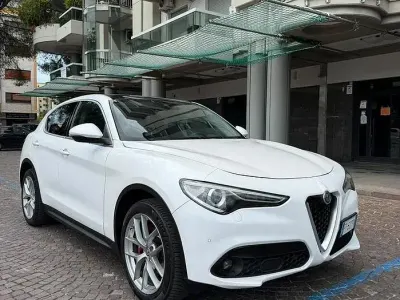 Usata Alfa Romeo Stelvio 210 CV (154 kW) 2019 Bianco SUV