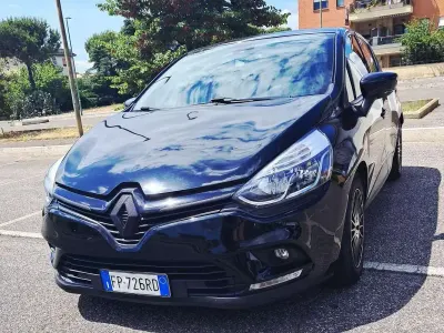 Begagnad Renault Clio IV