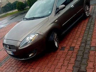 Usata Fiat Croma 150 CV (110 kW) 2009 Marrone Station wagon