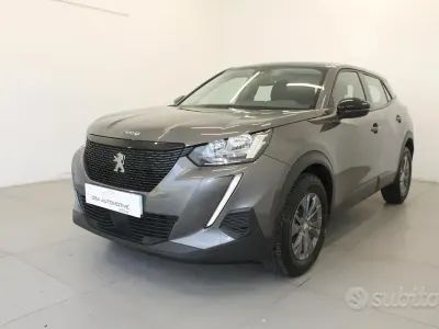 Usata Peugeot 2008 Active 110 CV (80 kW) 2022 Grigio SUV