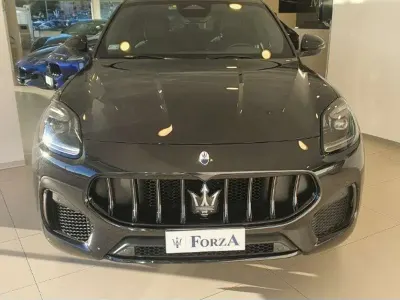 Usata Maserati Grecale GT 300 CV (220 kW) 2022 Grigio lava metallizzato SUV