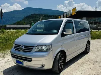 Usata VW Multivan Trendline 174 CV (127 kW) 2009 Monovolume