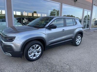 Nuova Jeep Avenger Altitude 100 CV (73 kW) 2025 Grigio scuro SUV