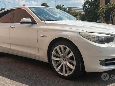 Usata BMW 530 Gran Turismo 245 CV (180 kW) 2011 Bianco Berlina