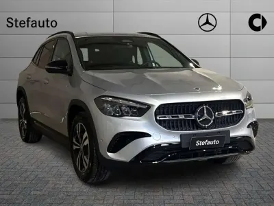 Nuova Mercedes GLA200 Progressive 150 CV (110 kW) 2026 Argento hightech SUV