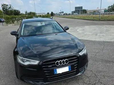Usata Audi A6 Business 245 CV (180 kW) 2013 Nero Station wagon