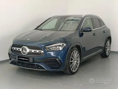 Usata Mercedes GLA200 Premium 150 CV (110 kW) 2023 Blu SUV
