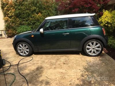 Usata Mini Cooper 120 CV (88 kW) 2007 Verde Utilitaria