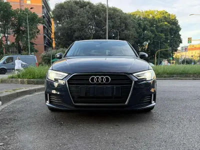 Usata Audi A3 Sport 116 CV (85 kW) 2018 Blu/azzurro Berlina