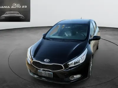 Usata Kia Ceed Platinum 128 CV (94 kW) 2013 Nero Utilitaria