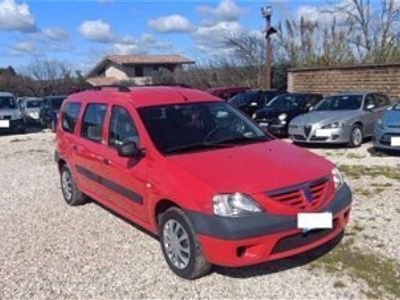 usata Dacia Logan Station Wagon MCV 1.6 16V 7 posti Lauréate usato