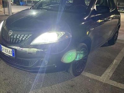 Usata Lancia Ypsilon Gold 69 CV (50 kW) 2023 Utilitaria