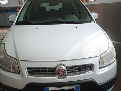 Usata Fiat Sedici 135 CV (99 kW) 2010 Bianco SUV