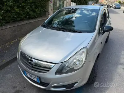 Usata Opel Corsa Club 86 CV (63 kW) 2011 Grigio Utilitaria