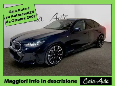 Usata BMW 540 M Sport 286 CV (210 kW) 2025 Blu/azzurro Berlina