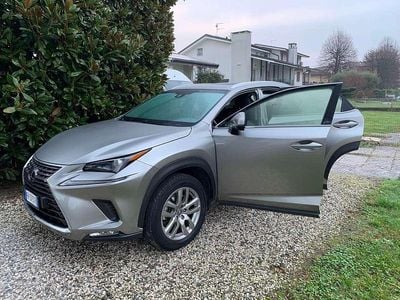 Usata Lexus NX300h Executive Line 155 CV (114 kW) 2018 SUV