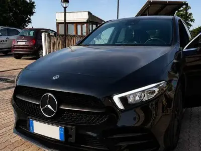 Usata Mercedes A180 Premium 116 CV (85 kW) 2019 Berlina
