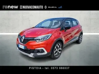 Usata Renault Captur Intens 90 CV (66 kW) 2018 Rosso SUV