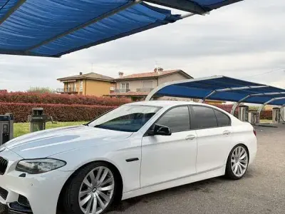 Usata BMW 520 184 CV (135 kW) 2013 Berlina