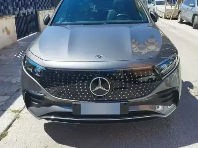 Usata Mercedes EQA250+ AMG Line Premium 94 kW (129 CV) 2025 Grigio SUV
