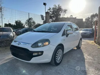 Usata Fiat Punto Evo 95 CV (69 kW) 2012 Bianco Utilitaria
