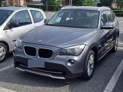 Usata BMW X1 177 CV (130 kW) 2011 Grigio SUV