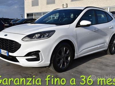 Usata Ford Kuga ST-Line 120 CV (88 kW) 2022 Bianco SUV