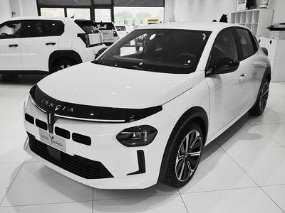 Nuova Lancia Ypsilon 101 CV (74 kW) 2025 Bianco Utilitaria