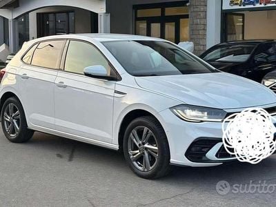 Usata VW Polo R-line 95 CV (69 kW) 2022 Bianco Utilitaria