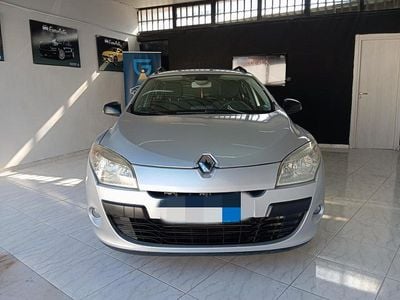 Usata Renault Mégane GrandTour 110 CV (80 kW) 2010 Argento Station wagon