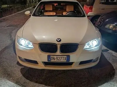 Usata BMW 320 Cabriolet 177 CV (130 kW) 2008 Cabrio