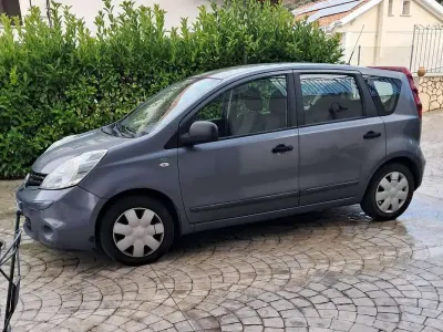 Usata Nissan Note Visia 88 CV (64 kW) 2010 Utilitaria