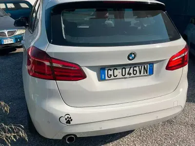 Usata BMW 218 Active Tourer Efficient Dynamics 150 CV (110 kW) 2016 Bianco Monovolume