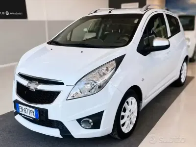 Begagnad Chevrolet Spark LS 68 HK (50 kW) 2012 Vit Halvkombi