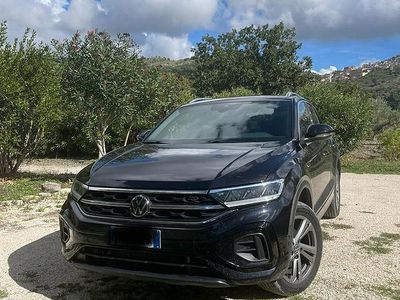 Usata VW T-Roc R-line 150 CV (110 kW) 2023 Nero SUV