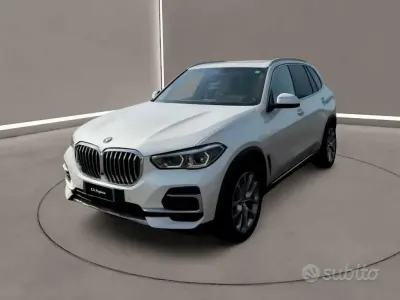 Usata BMW X5 xLine 286 CV (210 kW) 2022 Bianco SUV