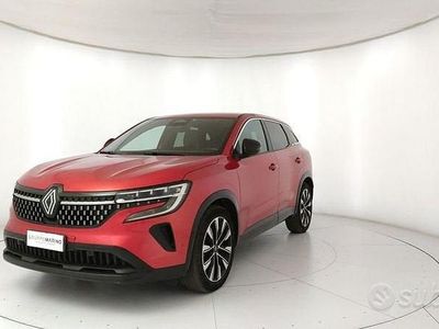 Usata Renault Austral Techno 200 CV (147 kW) 2023 Rosso SUV