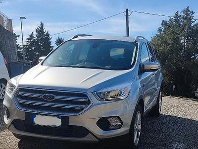 Usata Ford Kuga 2017 Grigio SUV