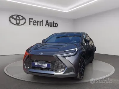 Usata Toyota C-HR Trend 198 CV (145 kW) 2024 Grigio SUV
