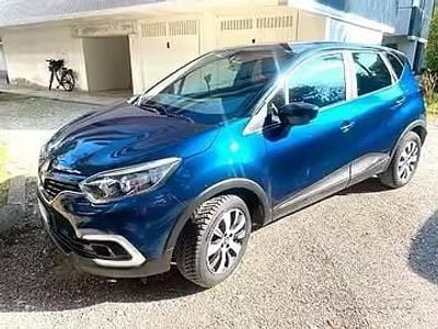 Usata Renault Captur 100 CV (73 kW) 2019 Blu SUV