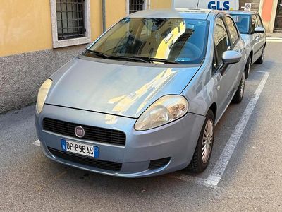 Usata Fiat Grande Punto 65 CV (47 kW) 2008 Blu Utilitaria
