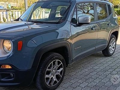 Usata Jeep Renegade Limited 140 CV (102 kW) 2016 Grigio SUV