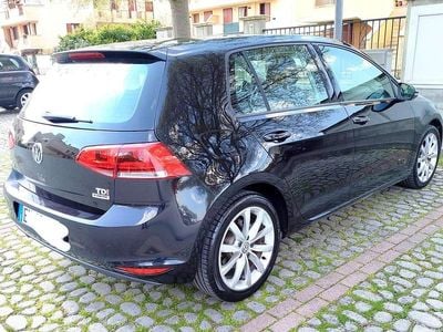 Usata VW Golf VII Highline 105 CV (77 kW) 2014 Nero Berlina