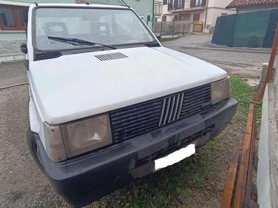 Usata Fiat 750 44 CV (32 kW) 1988 Bianco Berlina