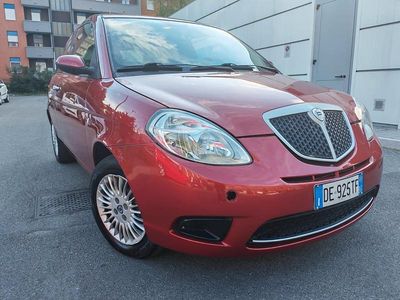 Usata Lancia Ypsilon 59 CV (43 kW) 2007 Rosso Utilitaria