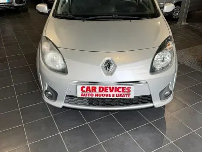 Gebraucht Renault Twingo 75 PS (55 kW) 2010 Grau Kleinwagen