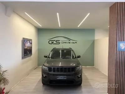 Usata Jeep Compass Night Eagle 140 CV (102 kW) 2020 Nero SUV