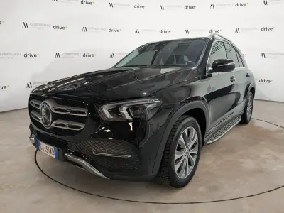 Usata Mercedes GLE300 272 CV (200 kW) 2022 Nero ossidiana SUV