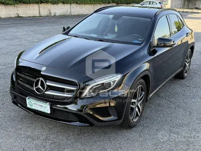 Usata Mercedes GLA220 170 CV (125 kW) 2015 Nero SUV